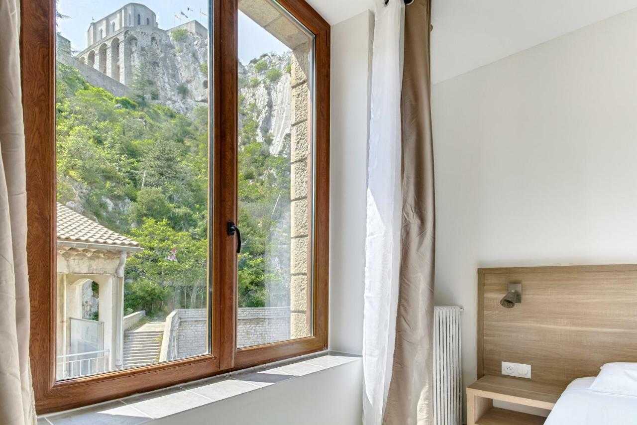 Hotel De La Citadelle Sisteron Eksteriør billede